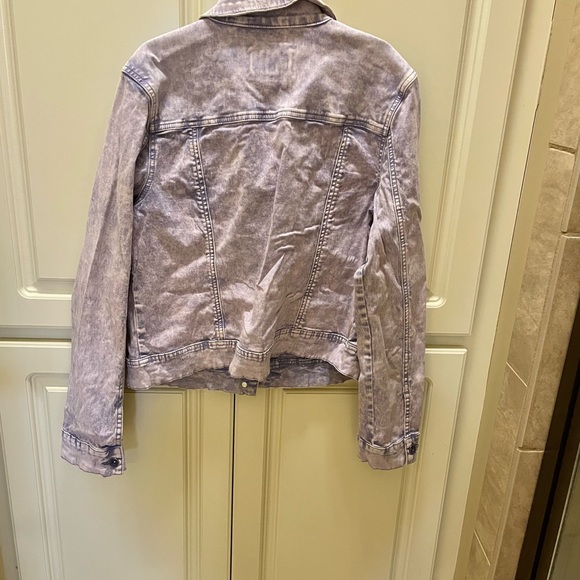 Denim, Jean Jacket., beautiful stone washed lavender, great condition. - Picture 2 of 5